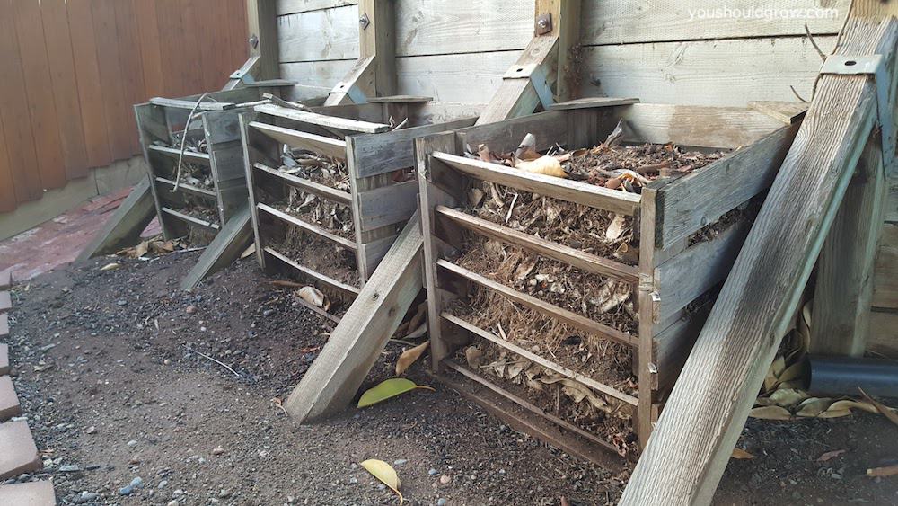 3 bin compost system using compost crates